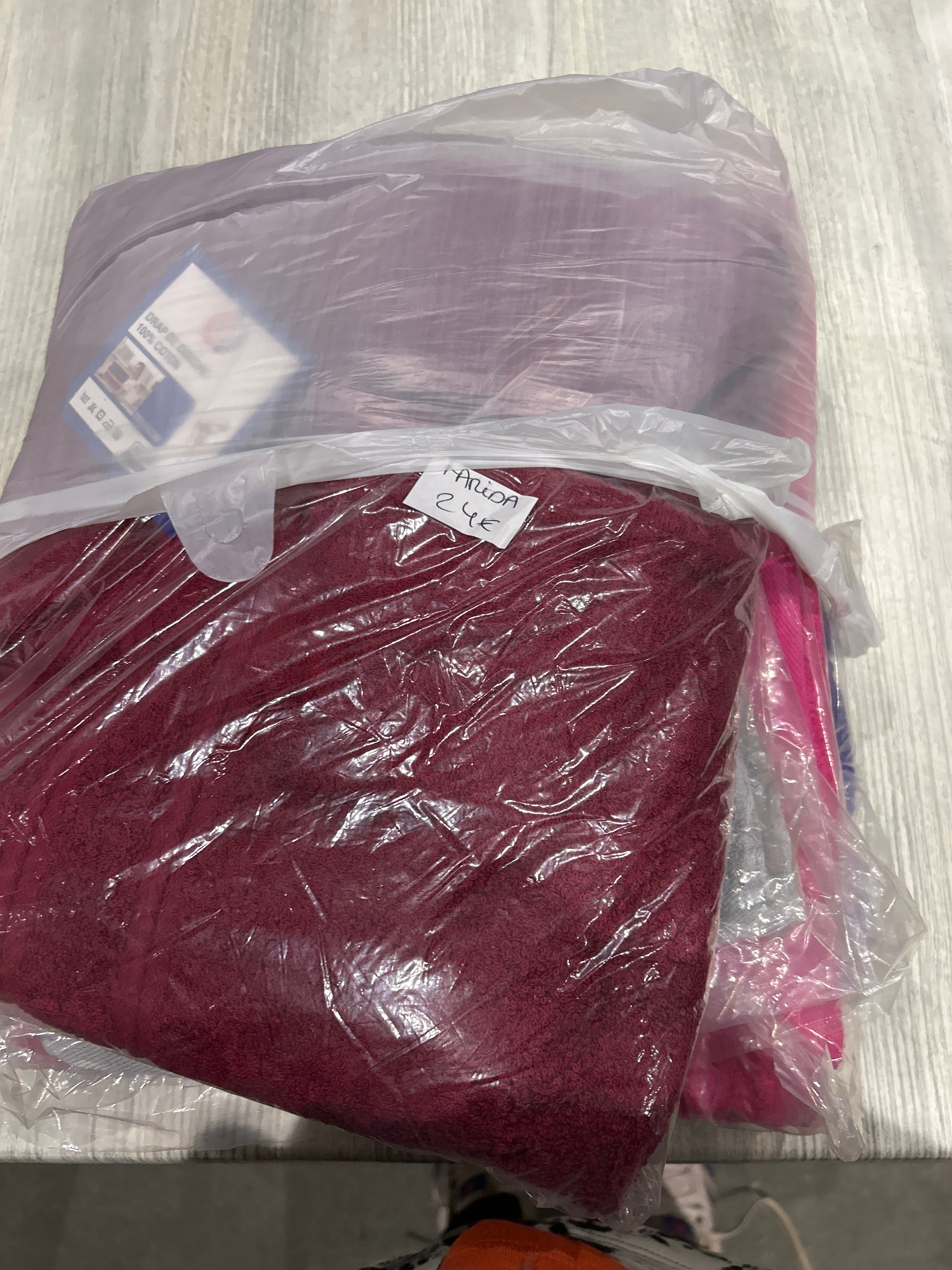 Commande Farida SOLDETOO